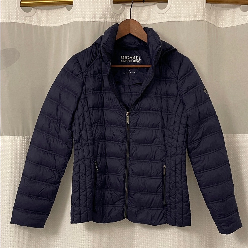 Michael Kors Women's Dark Blue Down Puffer Jacket Medium
